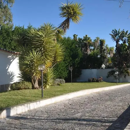 Casa Com Vista Serra De Sintra Casa de Férias Colares